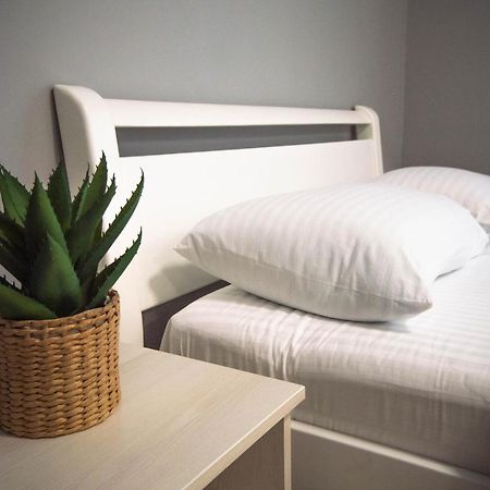 Kyiv Lesi 3 Studio Apartment エクステリア 写真